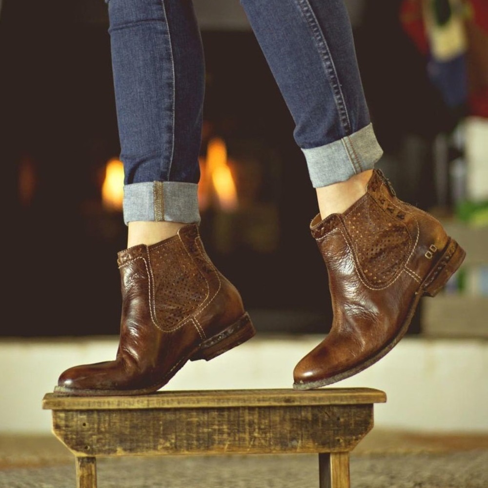 Bed Stu Women's Baylene Teak Driftwood Leather Ankle Moto Bootie, Size 7